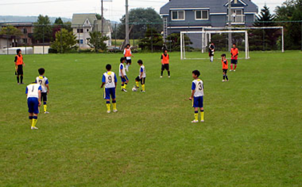 北海道新十津川町サンヒルズサライ　隣接　ふるさと公園　サッカーコートの写真
